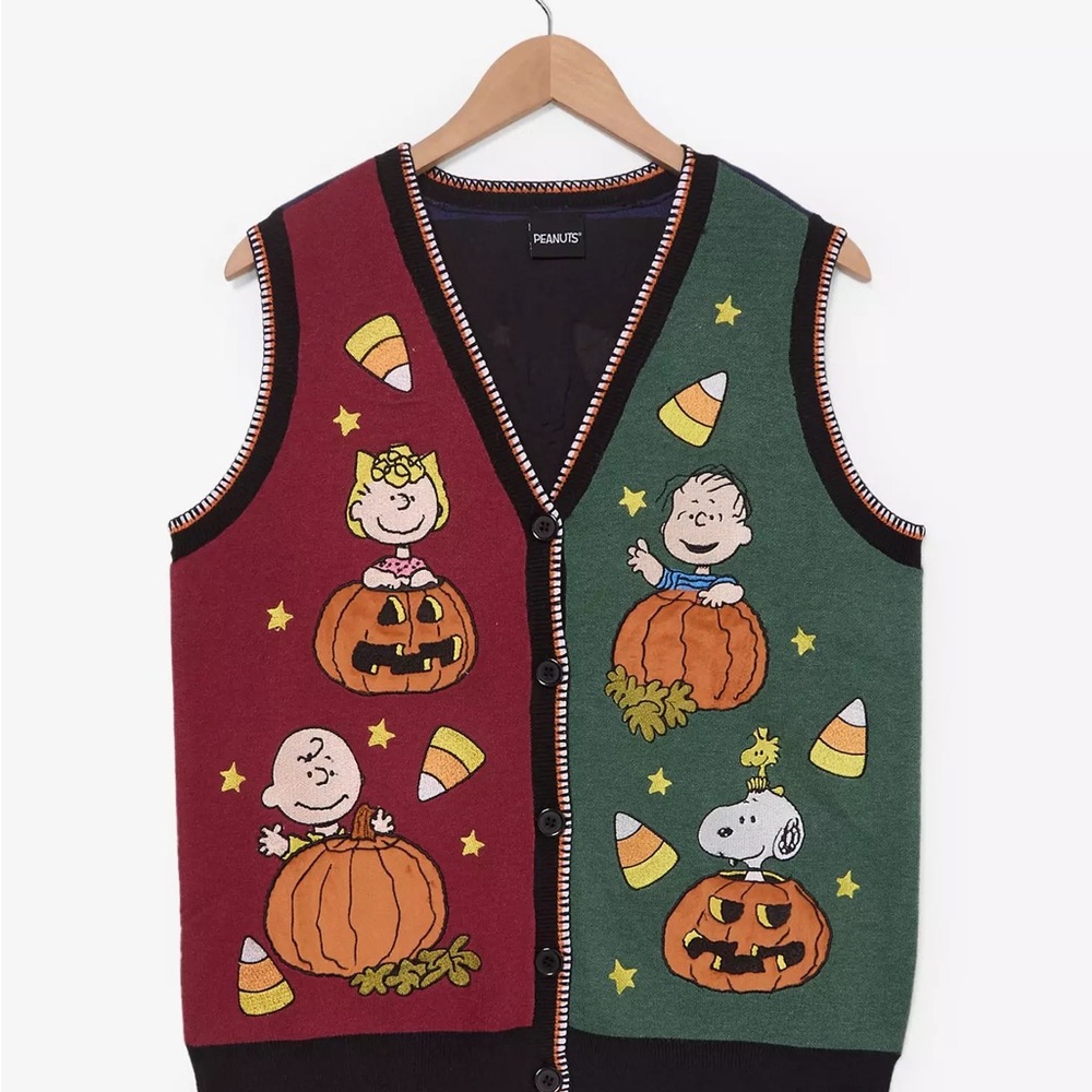 Peanuts Snoopy Halloween Vest